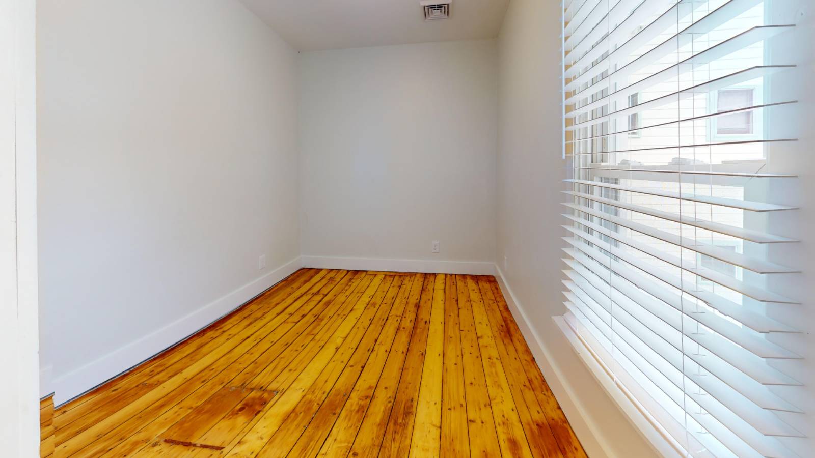 #78 photo, 58 Lincoln Ave, Saratoga Springs , NY 12866