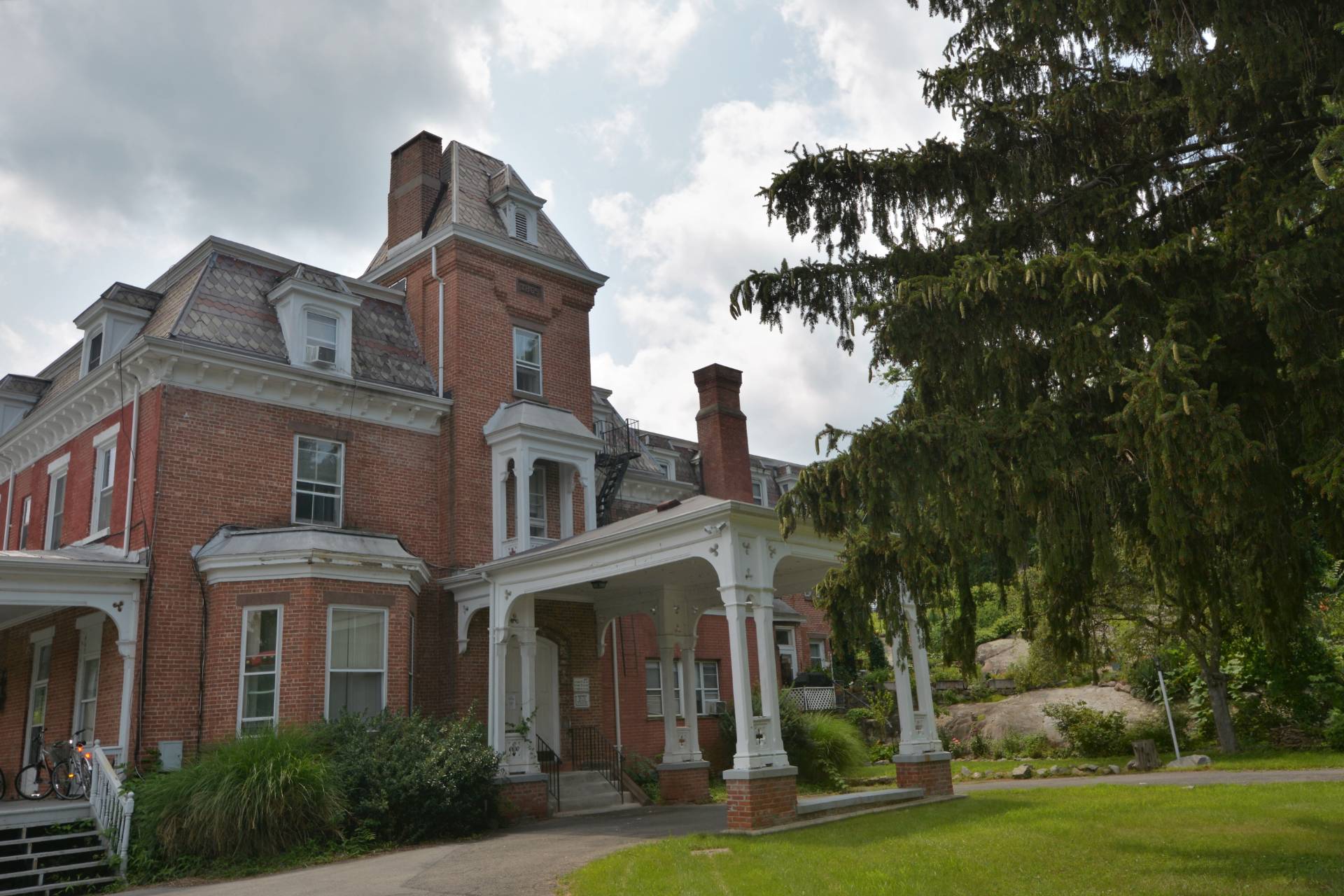 #2 photo, 3 Pine Terrace Rd, #211, Highland Falls , NY 10928