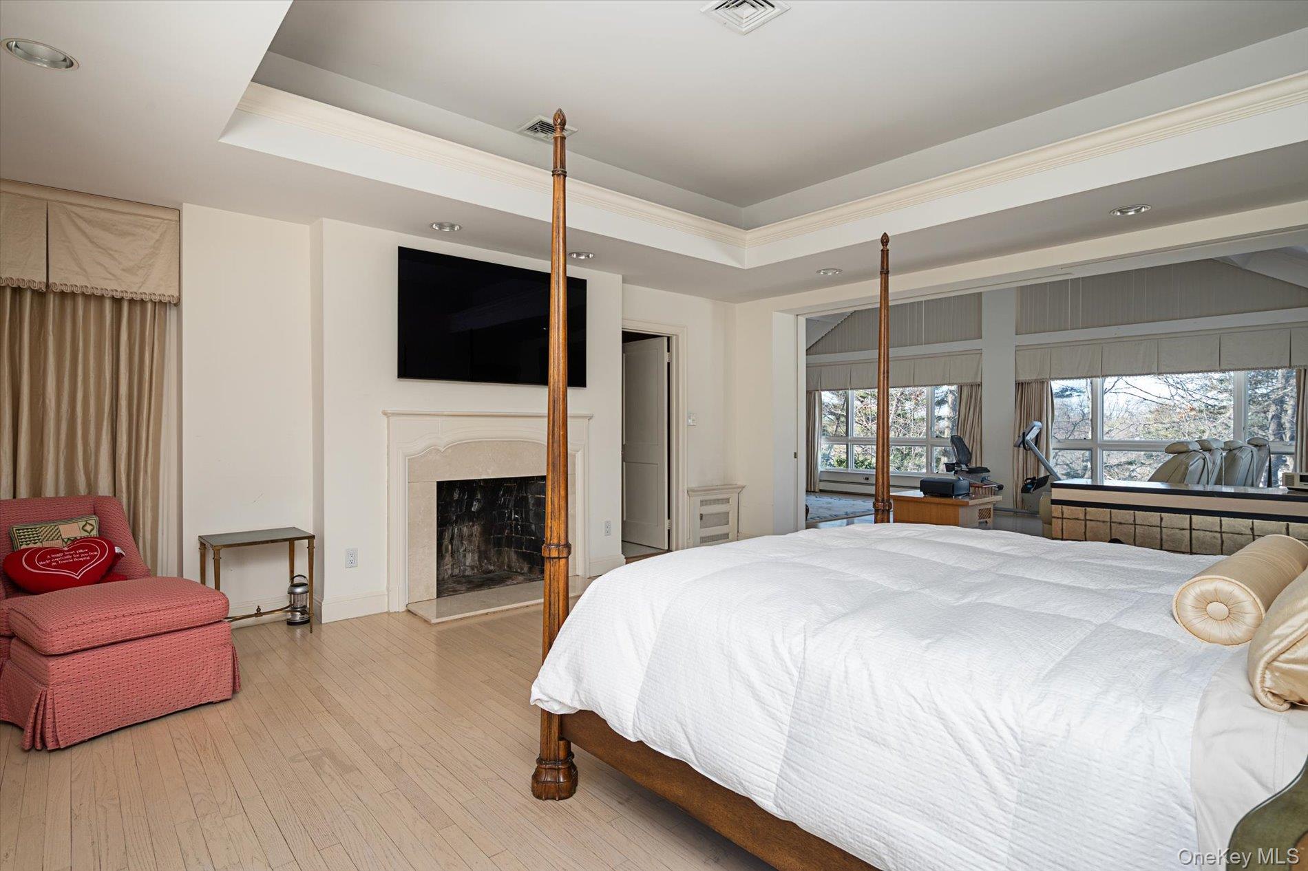 #17 photo, 19 Amherst Road, ग्रेट नेक Great Neck , NY 11021