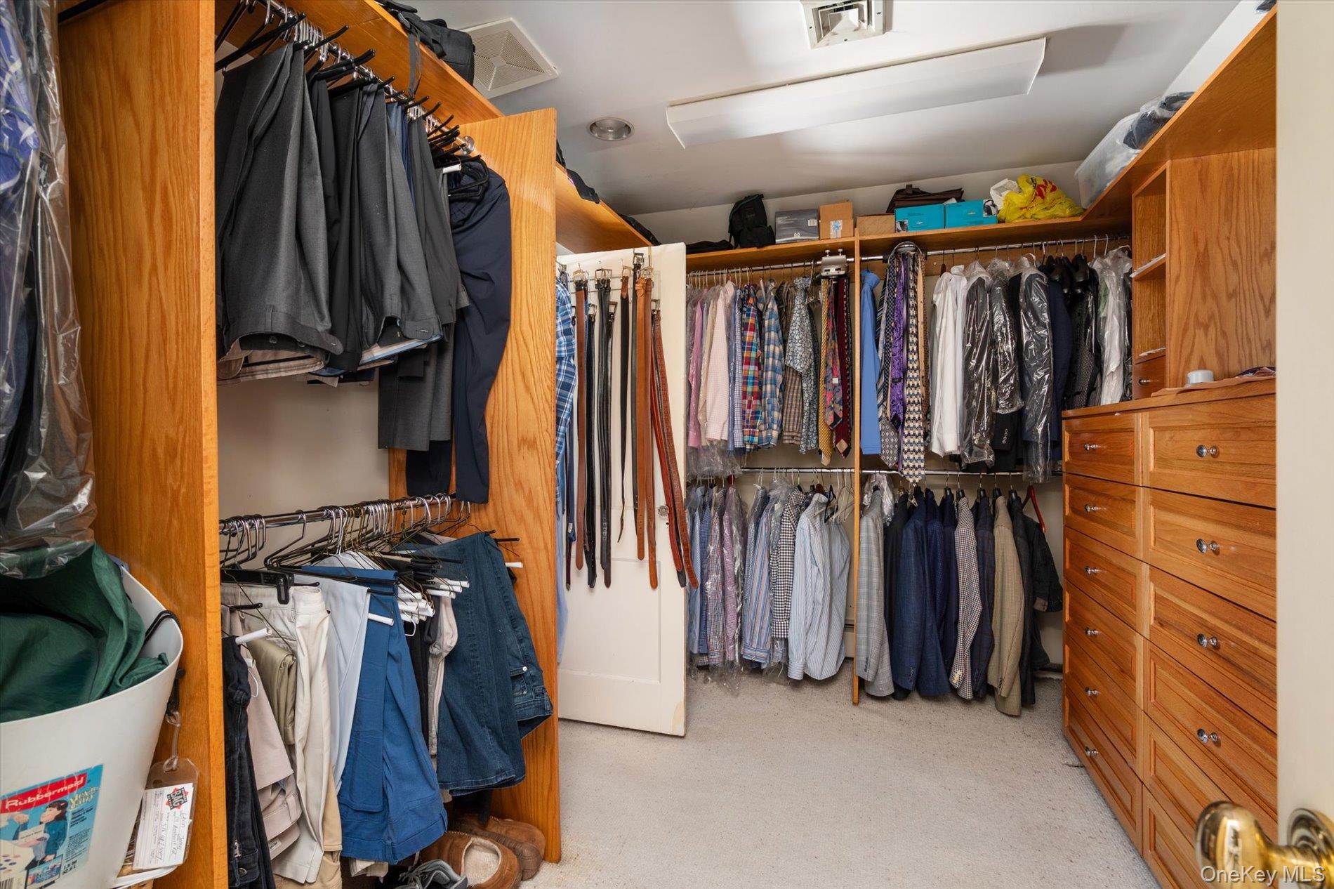 #19 photo, 19 Amherst Road, ग्रेट नेक Great Neck , NY 11021