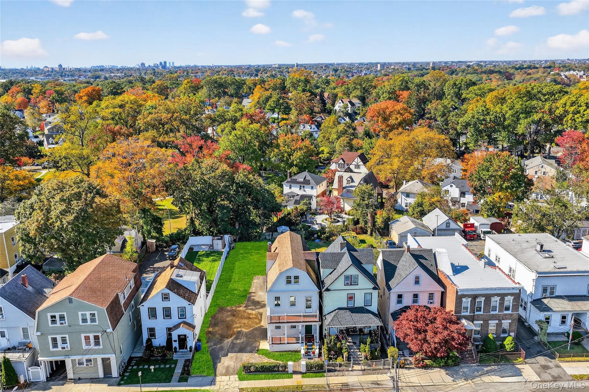 #13 photo, 44 Madeleine Avenue, New Rochelle , NY 10801