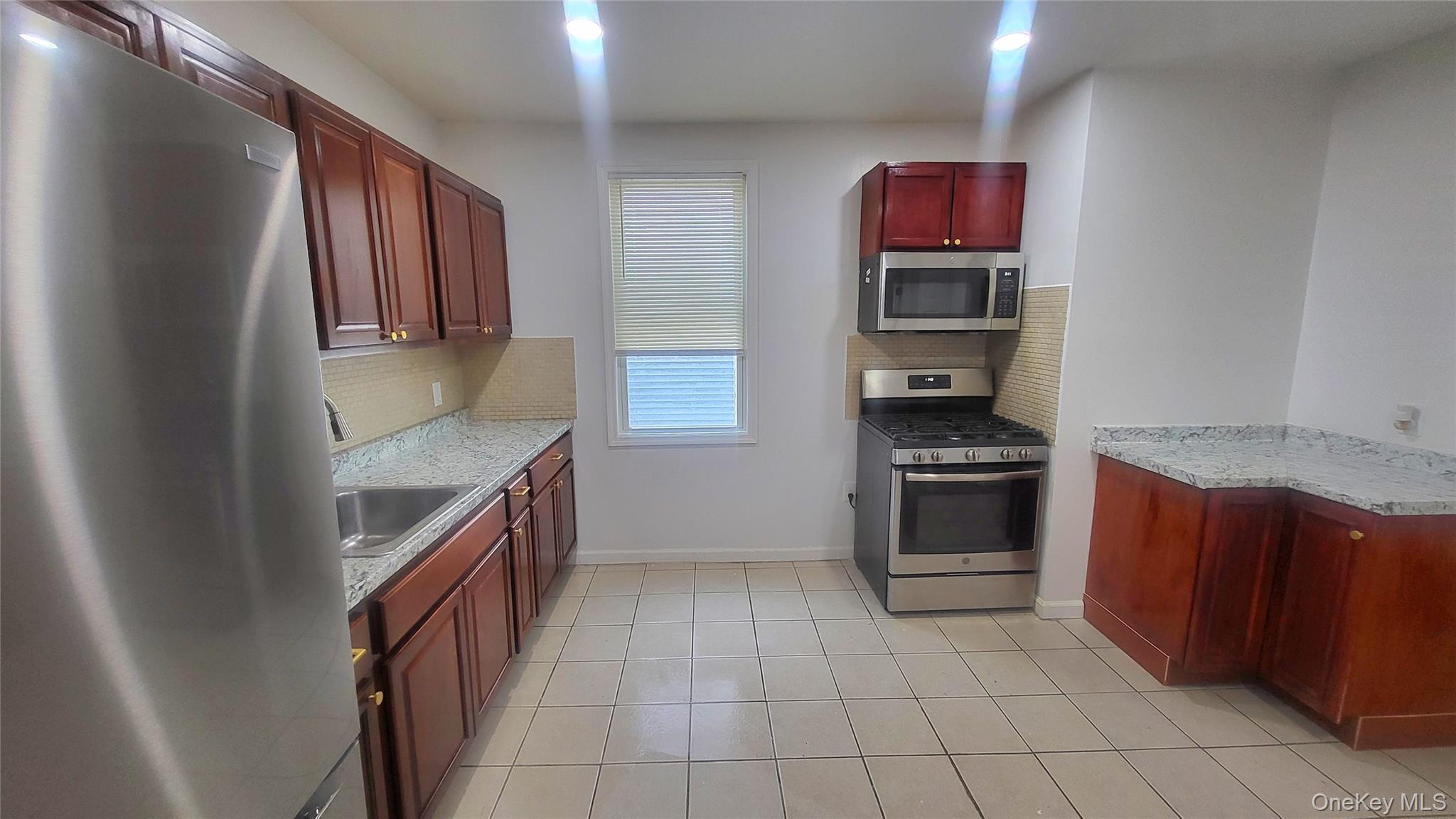 #3 photo, 49 Carroll Street, Poughkeepsie , NY 12601