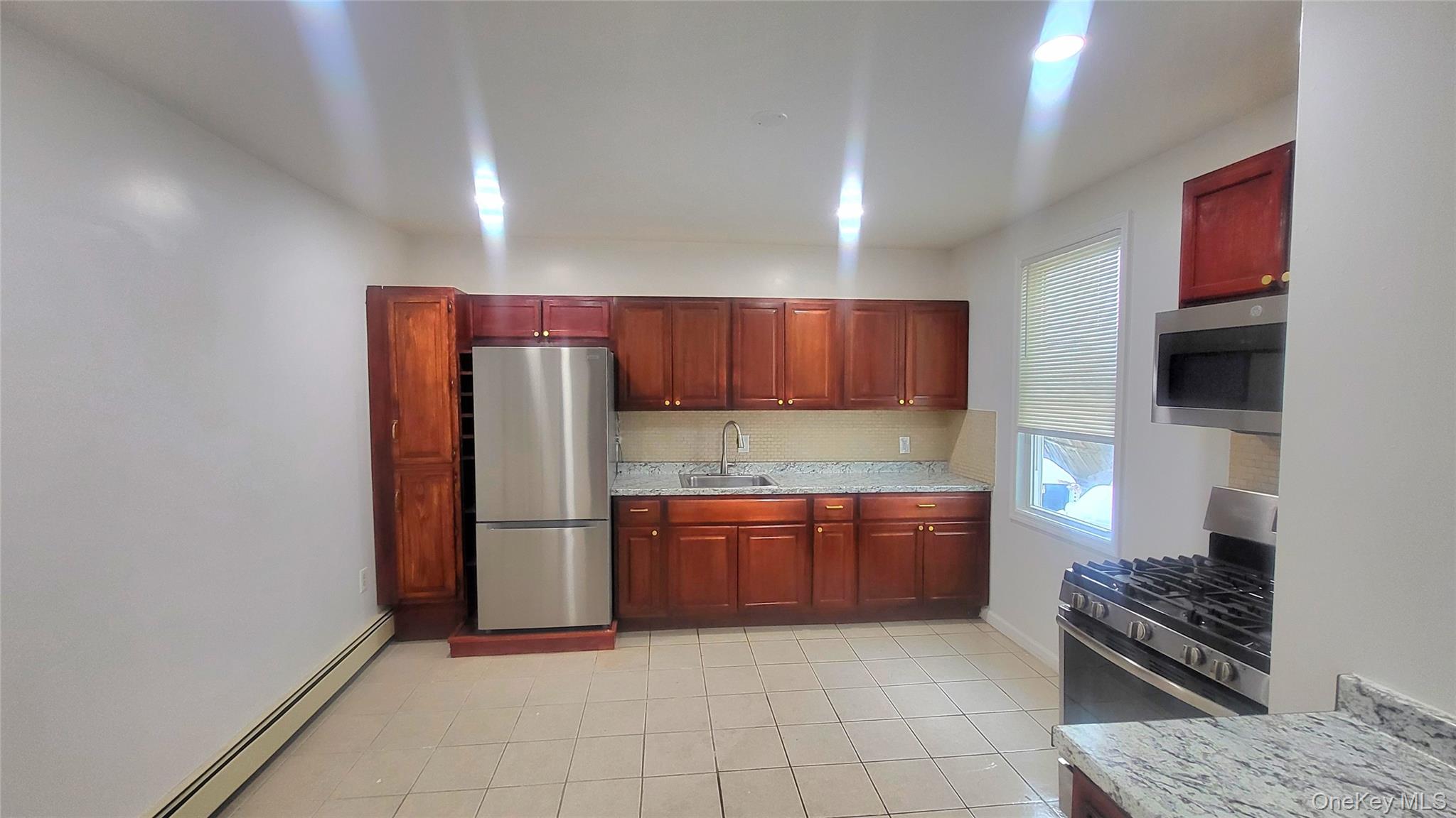 #5 photo, 49 Carroll Street, Poughkeepsie , NY 12601