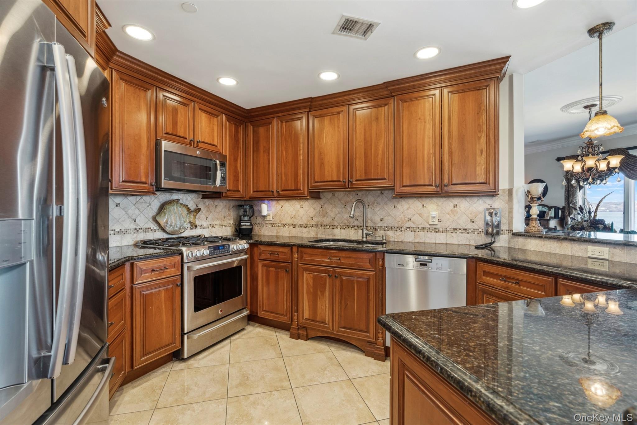 #11 photo, 207 Devries Court, Piermont , NY 10968