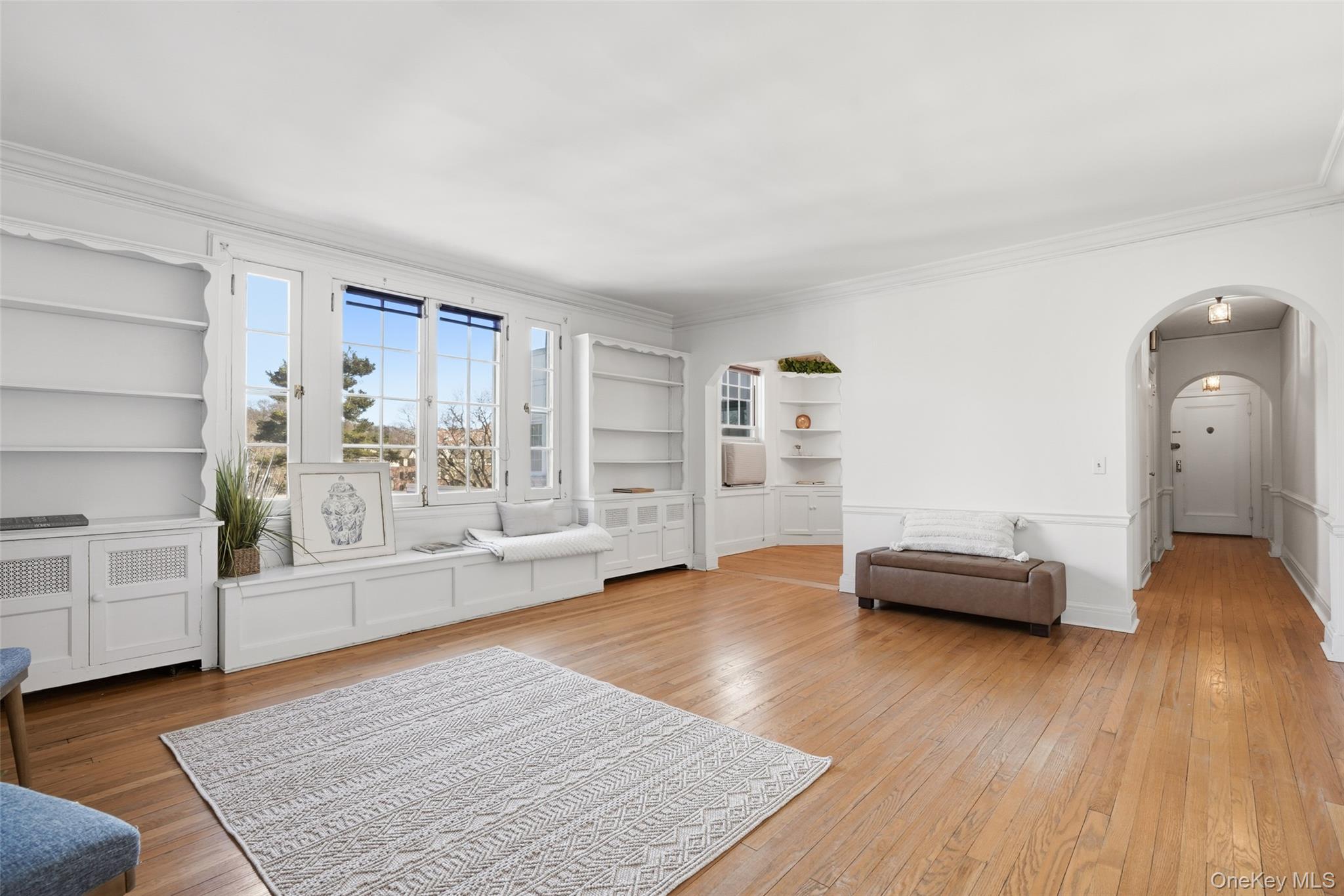 #2 photo, 10 Brooklands, Bronxville , NY 10708