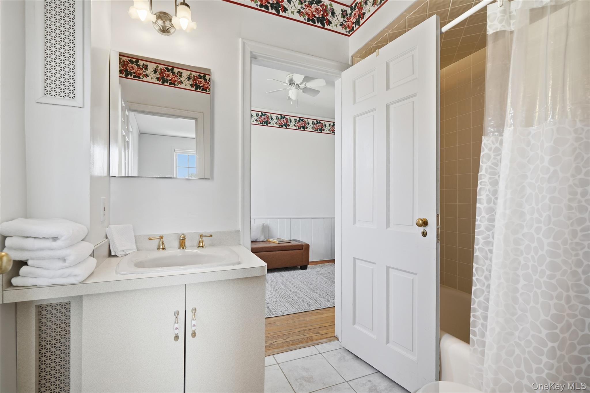 #9 photo, 10 Brooklands, Bronxville , NY 10708