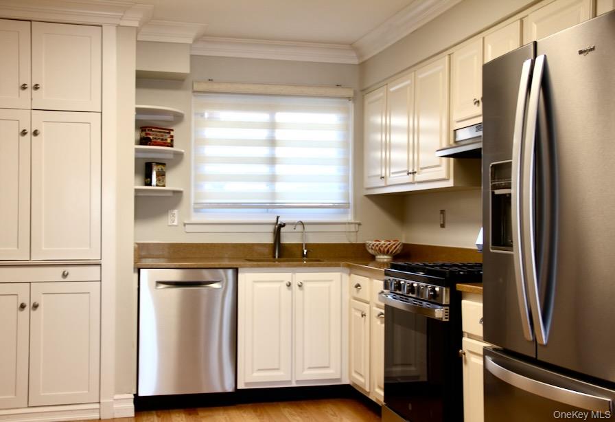 #8 photo, 104 Park Drive, Mount Kisco , NY 10549