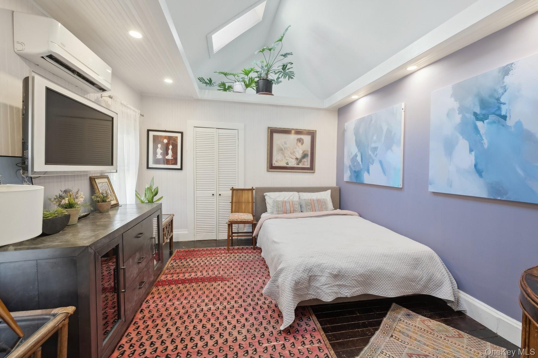 #18 photo, 1 Burkeshire Drive, מחוז סאפוק Sag Harbor , NY 11963