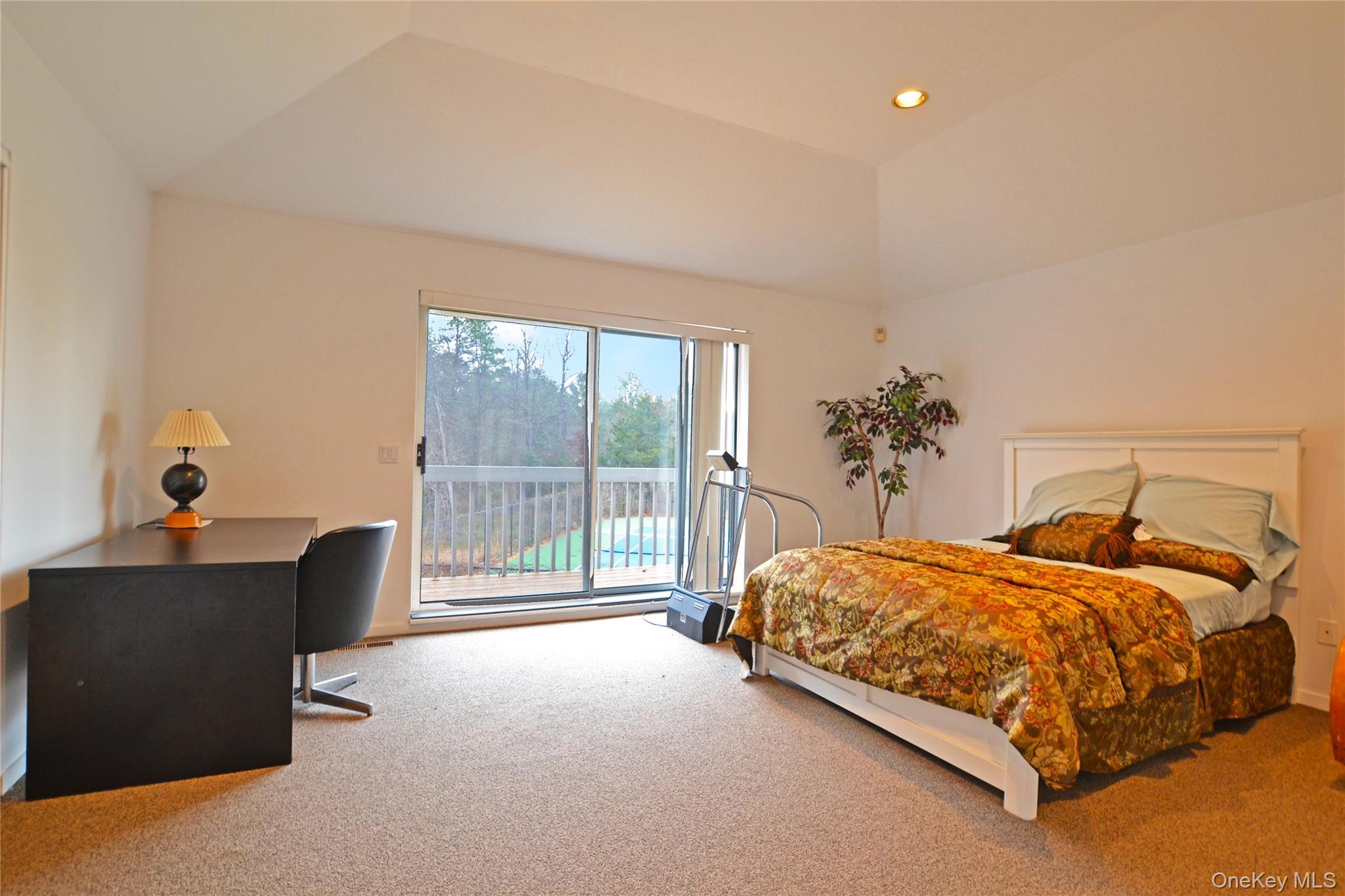 #15 photo, 10 Jeffrey Lane, 롱 아일랜드 East Quogue , NY 11942