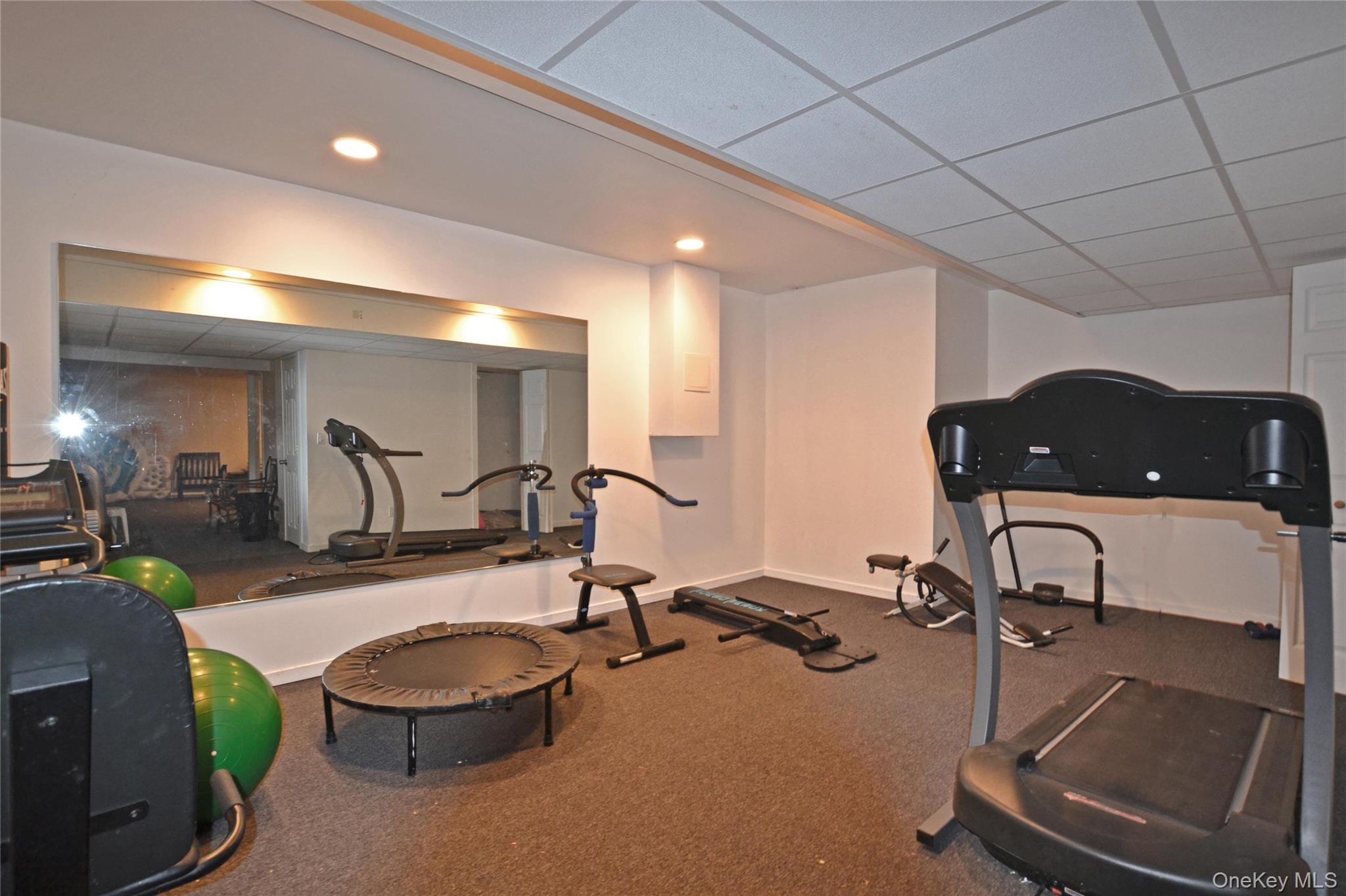 #17 photo, 10 Jeffrey Lane, 롱 아일랜드 East Quogue , NY 11942