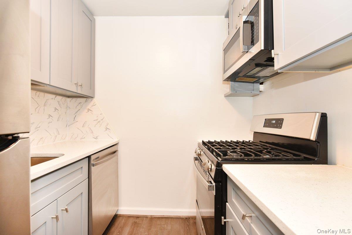 #11 photo, 101 Lincoln Avenue, 롱 아일랜드 Mineola , NY 11501