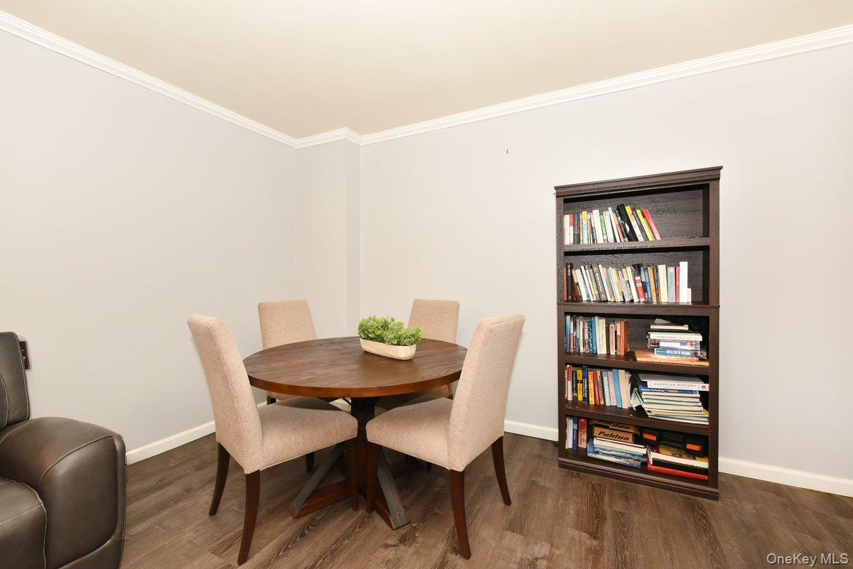 #7 photo, 101 Lincoln Avenue, 롱 아일랜드 Mineola , NY 11501