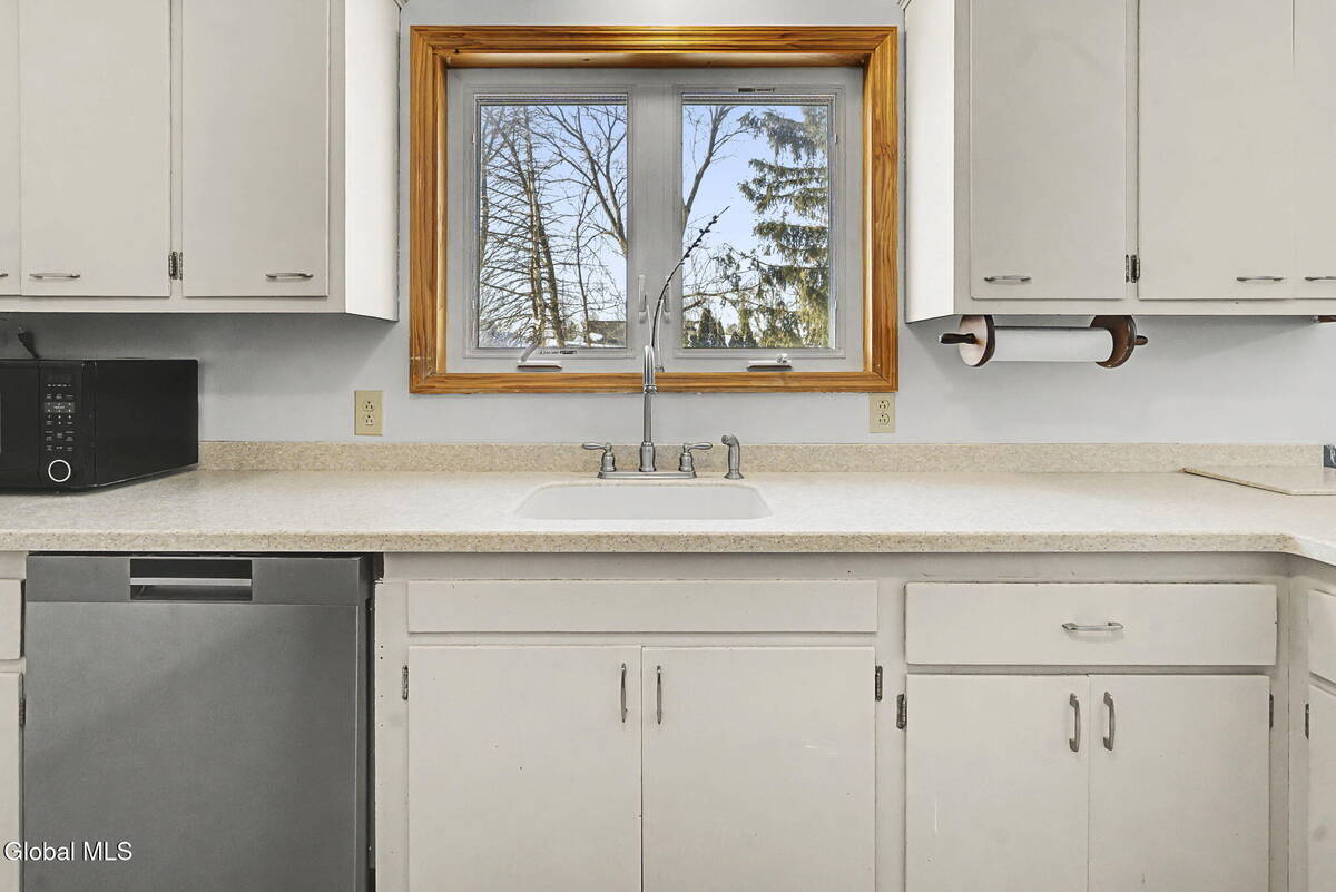 #14 photo, 36 Marion Boulevard, 紐約州 Glenville , NY 12302