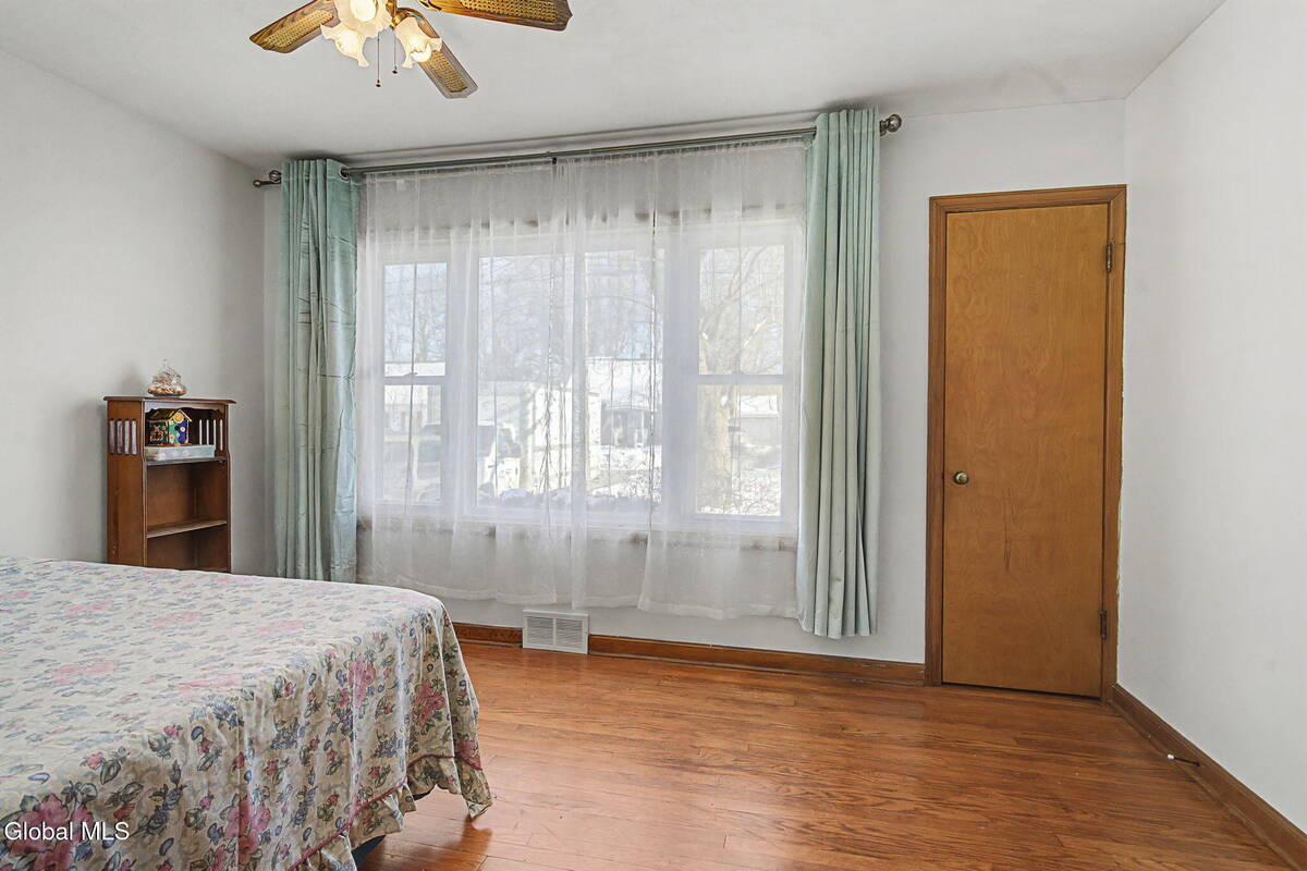 #23 photo, 36 Marion Boulevard, 紐約州 Glenville , NY 12302