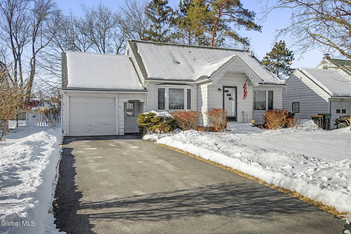 #34 photo, 36 Marion Boulevard, 紐約州 Glenville , NY 12302