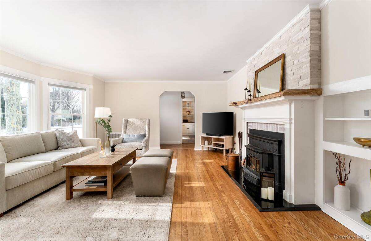 #12 photo, 735 Reeve Avenue, सफ़ोक काउंटी Mattituck , NY 11952