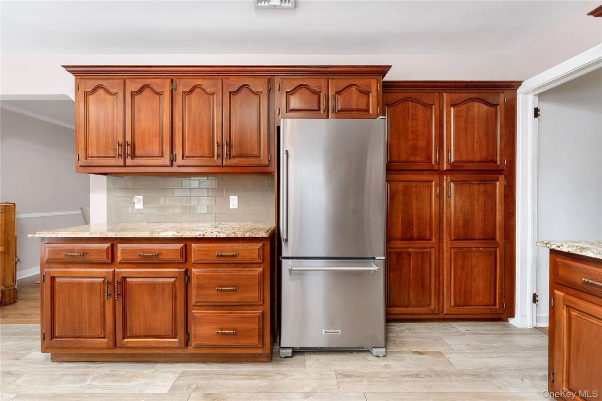 #21 photo, 735 Reeve Avenue, सफ़ोक काउंटी Mattituck , NY 11952