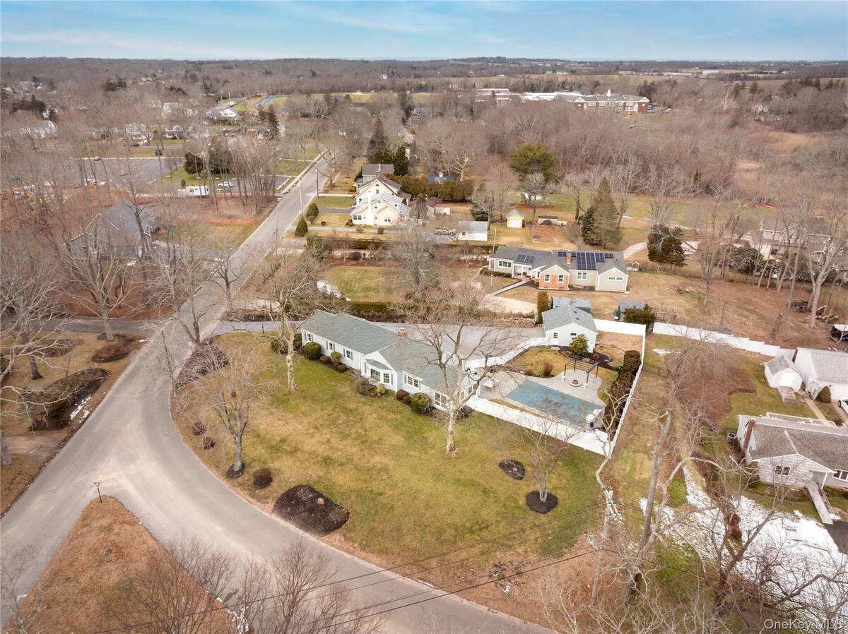 #44 photo, 735 Reeve Avenue, सफ़ोक काउंटी Mattituck , NY 11952