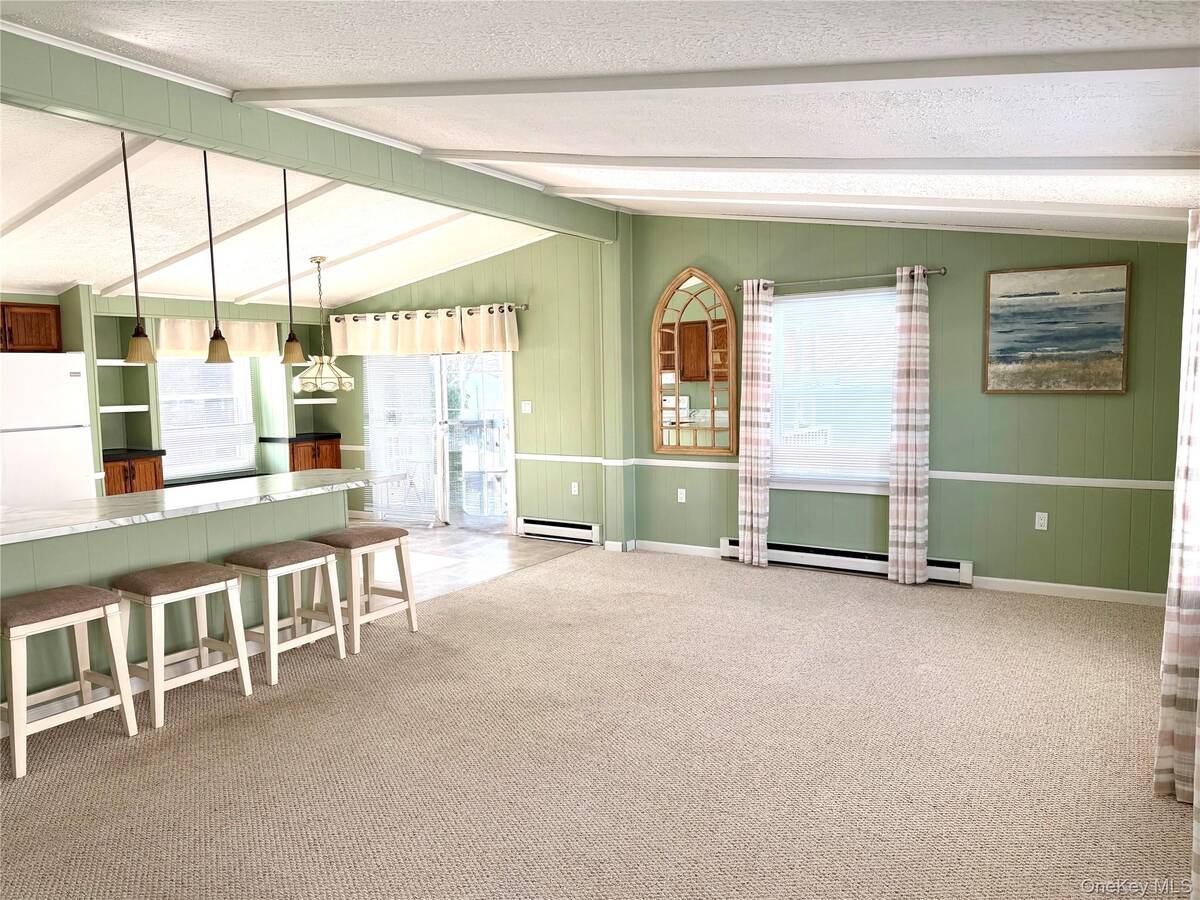 #2 photo, 16 Village Circle E, Manorville , NY 11949