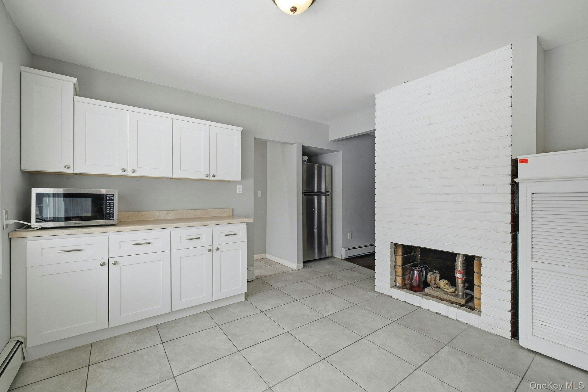 #10 photo, 23 Elm Drive W, 長島 Levittown , NY 11756