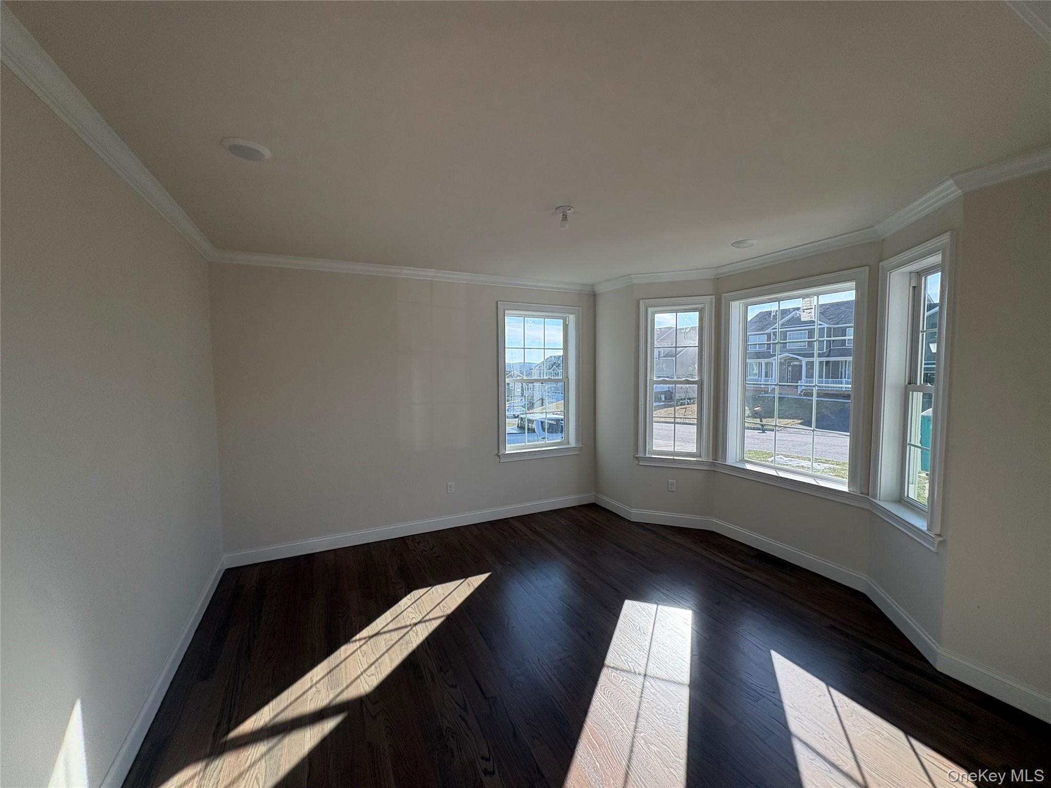 #3 photo, 30 Dartmouth Drive, Poughkeepsie , NY 12603