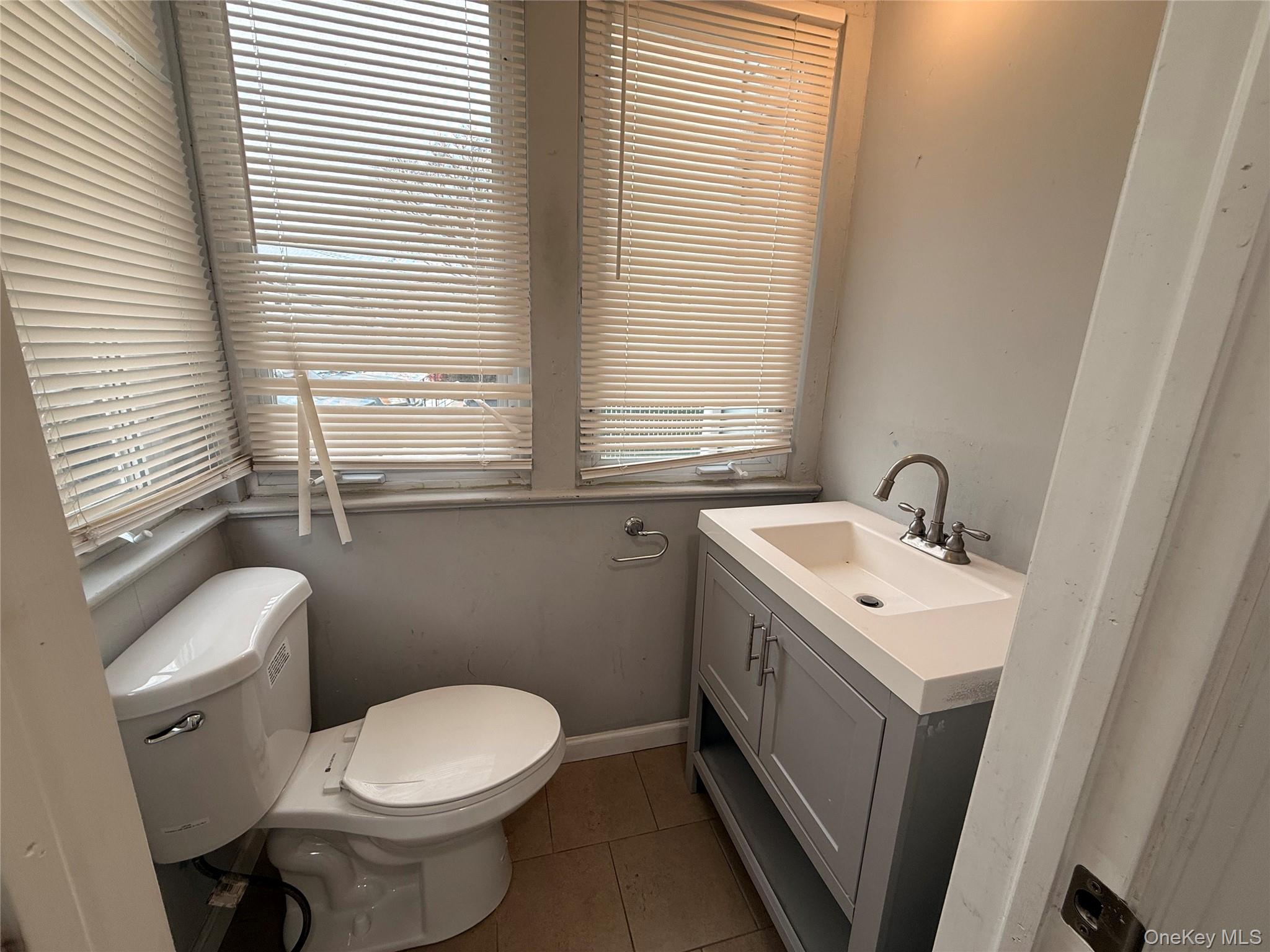 #6 photo, 15 Mirin Avenue, Roosevelt , NY 11575