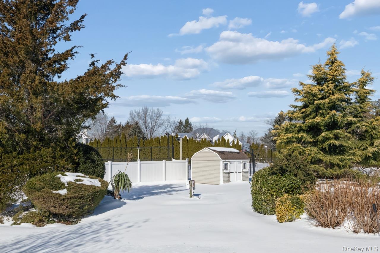 #7 photo, 49 Rofay Drive, सफ़ोक काउंटी East Northport , NY 11731