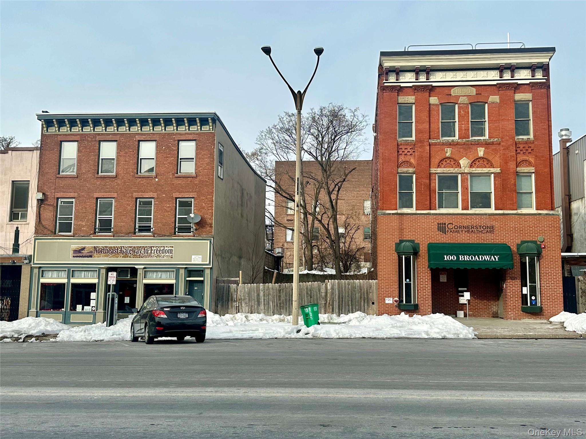 #1 photo, 102 Broadway, Newburgh , NY 12550