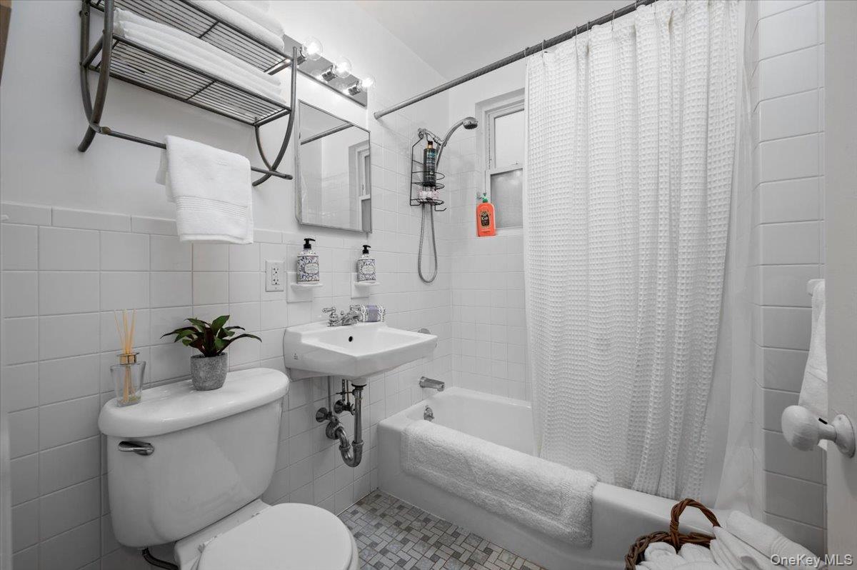 #6 photo, 548 Warburton Avenue, Hastings-on-Hudson , NY 10706