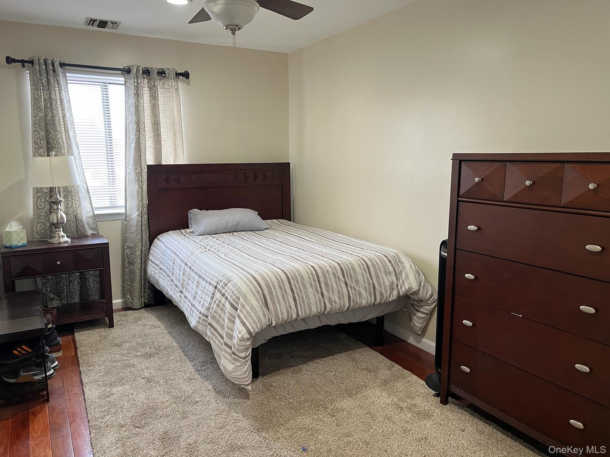 #8 photo, 1790 Front Street, 롱 아일랜드 East Meadow , NY 11554