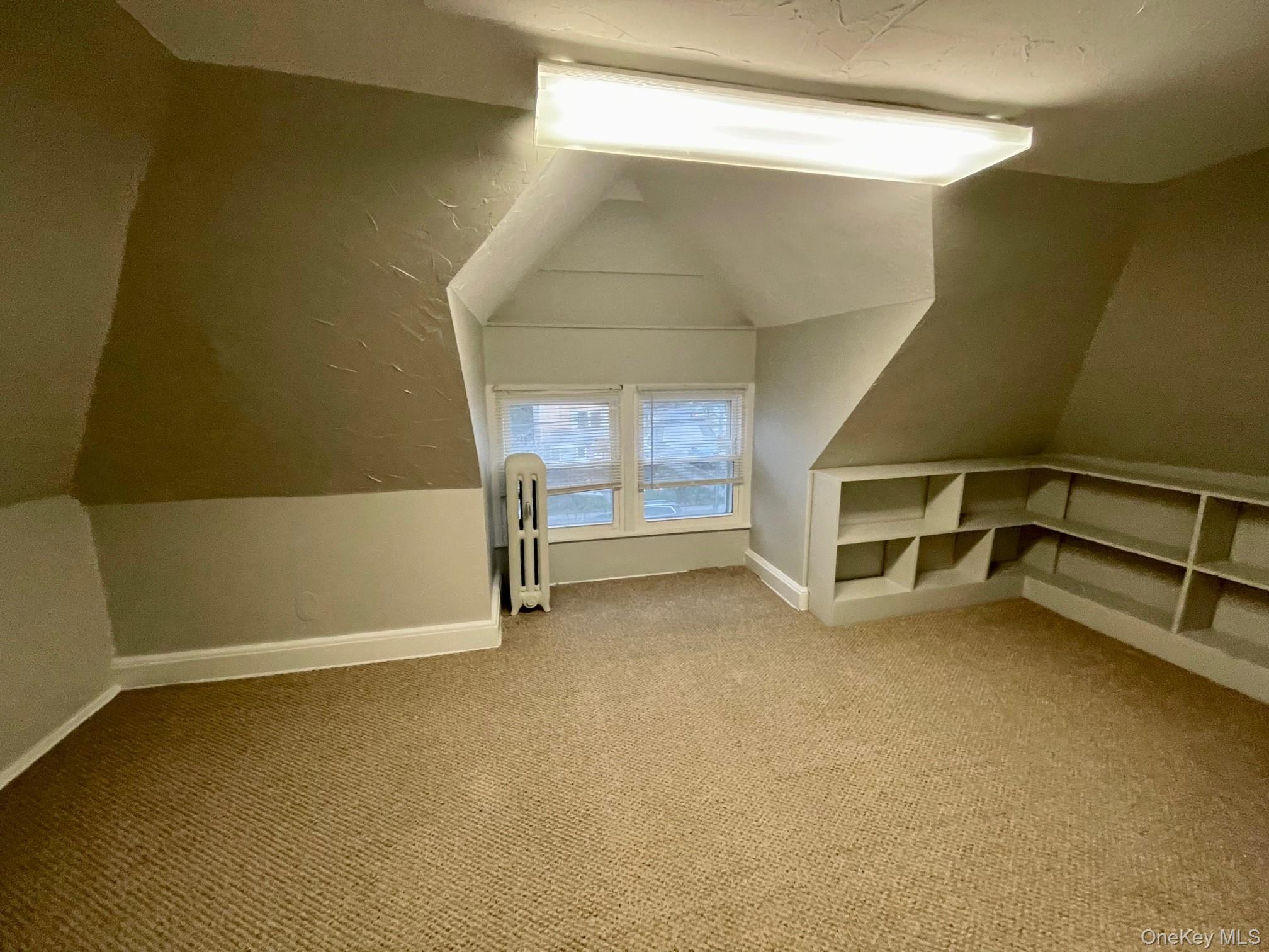 #13 photo, 315 Vincent Avenue, 롱 아일랜드 Lynbrook , NY 11563