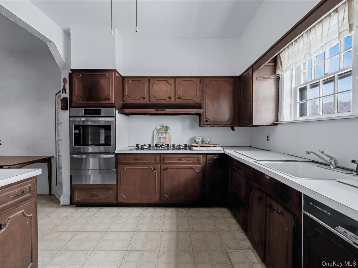 #10 photo, 14017 58th Road, クイーンズ区 Flushing , NY 11355