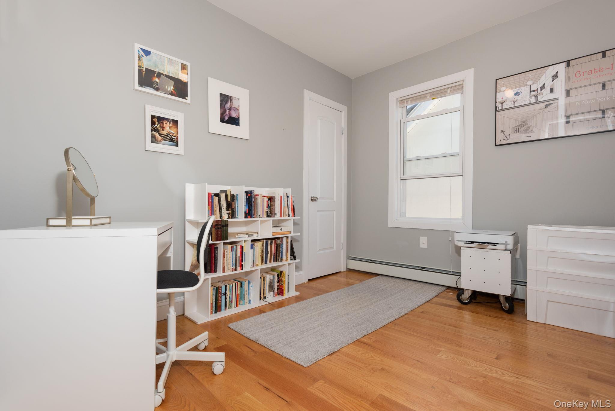 #13 photo, 360 W 262nd Street, Бронкс ‖ Bronx , NY 10471