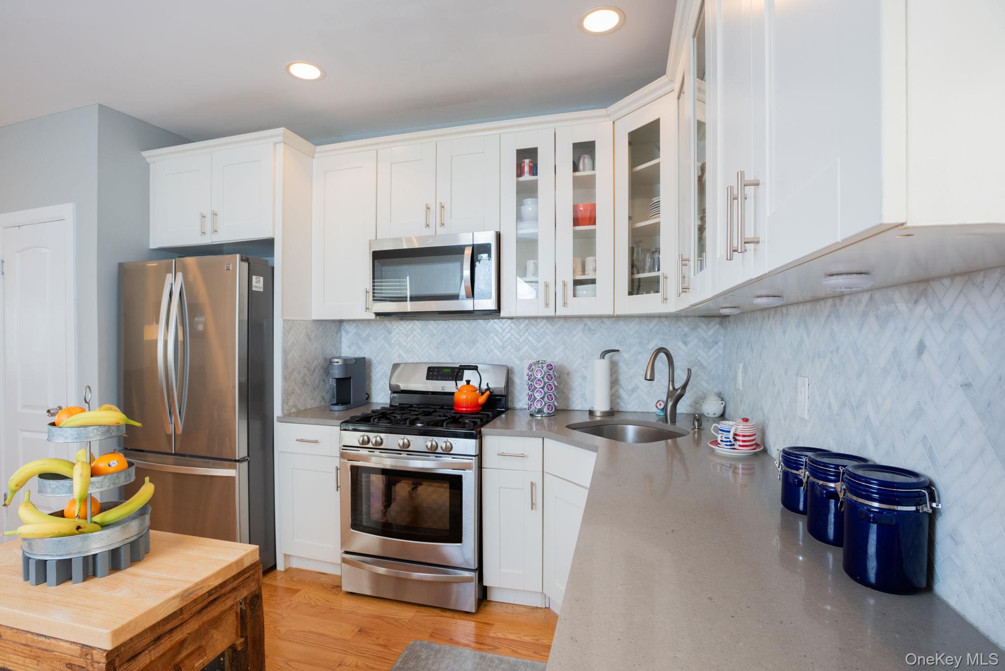 #4 photo, 360 W 262nd Street, Бронкс ‖ Bronx , NY 10471