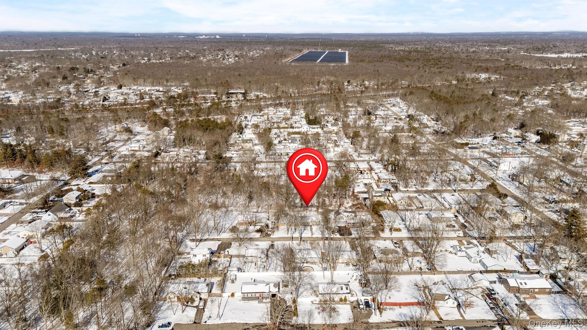 #6 photo, 17 Nelson Place, מחוז סאפוק Mastic , NY 11950