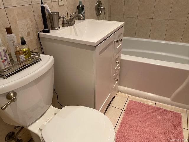 #9 photo, 245-17 76th Avenue, Bellerose , NY 11426