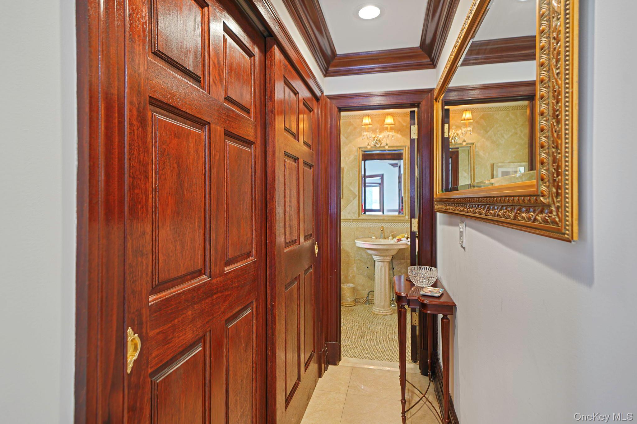 #11 photo, 9 Chicken Valley Road, 長島 老布鲁克维尔  Old Brookville , NY 11545