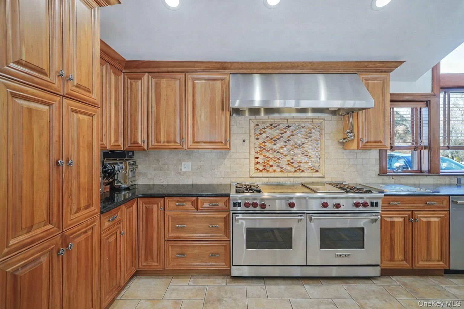 #8 photo, 9 Chicken Valley Road, 長島 老布鲁克维尔  Old Brookville , NY 11545