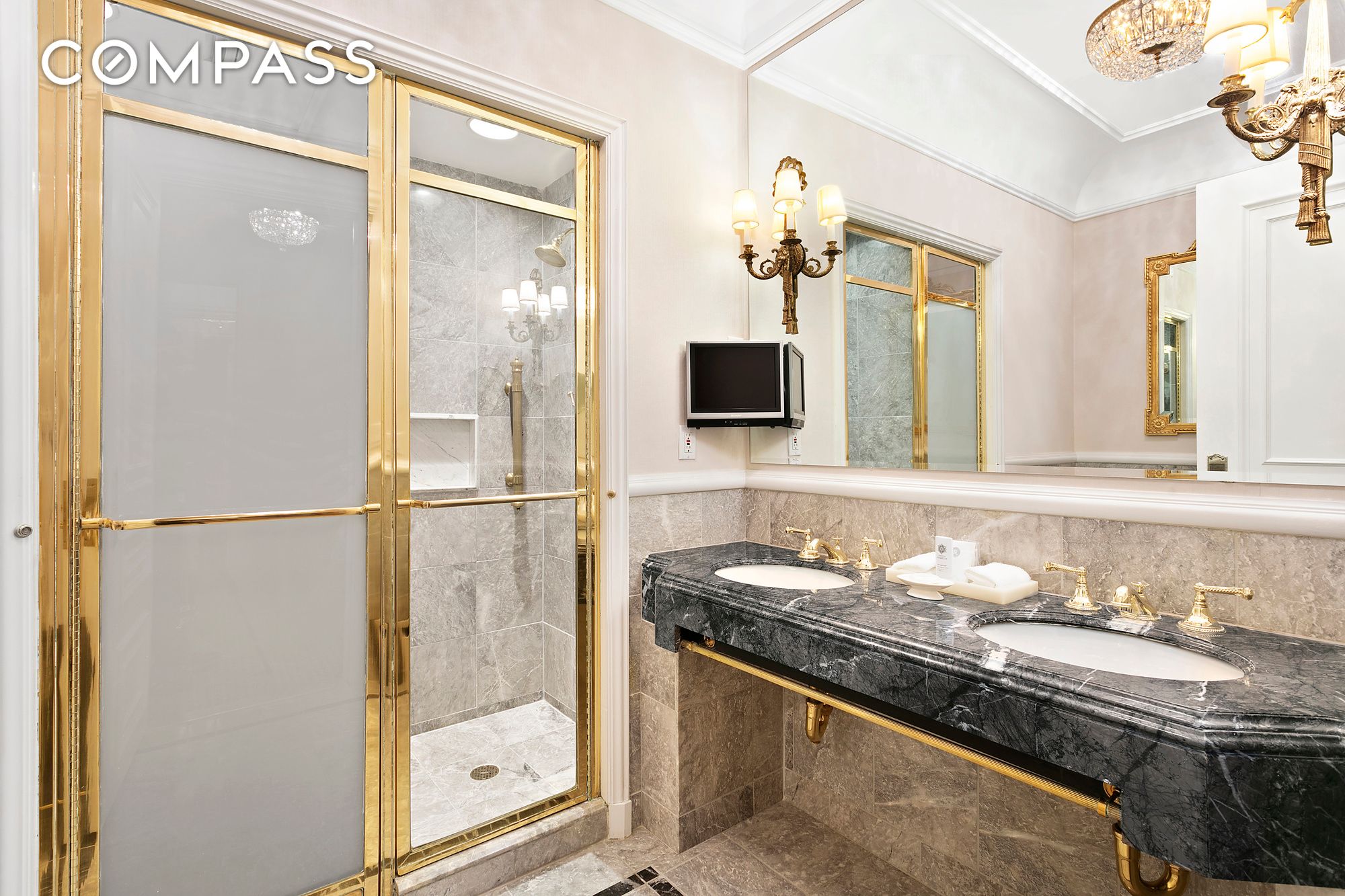 #7 photo, New York City, Midtown East , NY 10022