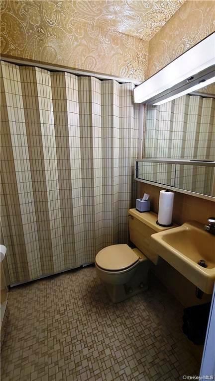 #13 photo, 52 Medallion Road, Kiamesha Lake , NY 12751