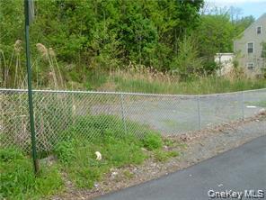 #2 photo, 21 Coffey Avenue, New Windsor , NY 12553