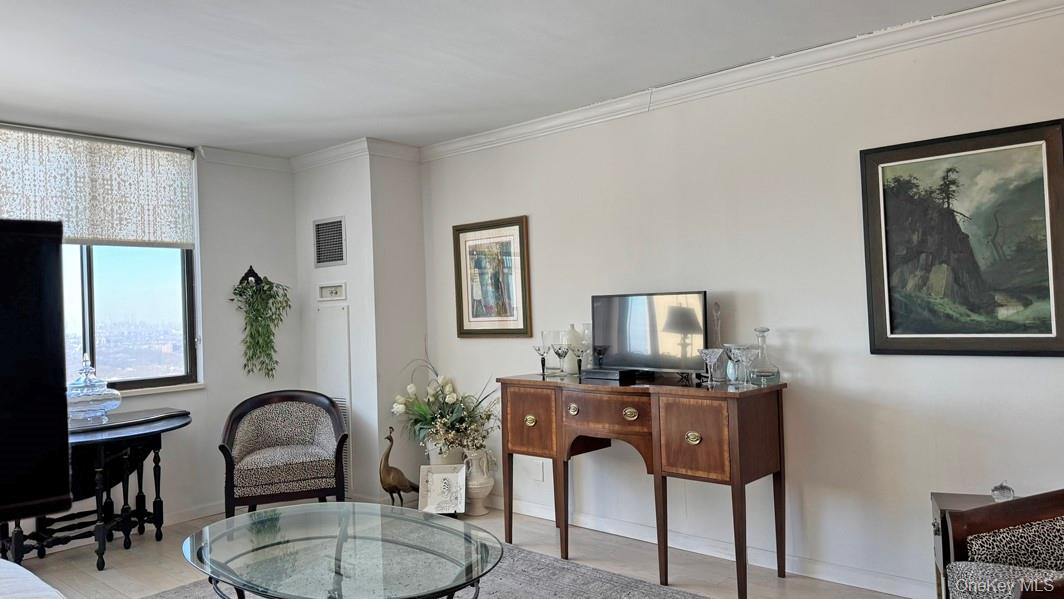 #9 photo, 26910 Grand Central Parkway, Куинс ‖ Floral Park , NY 11005