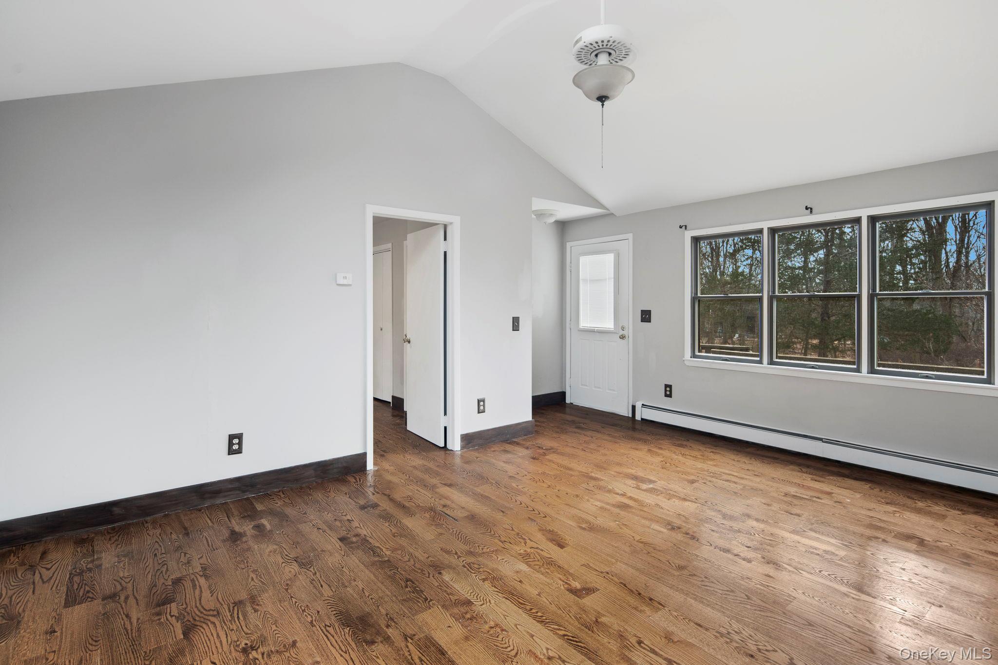 #5 photo, 689 South Mountain Road, New City , NY 10956