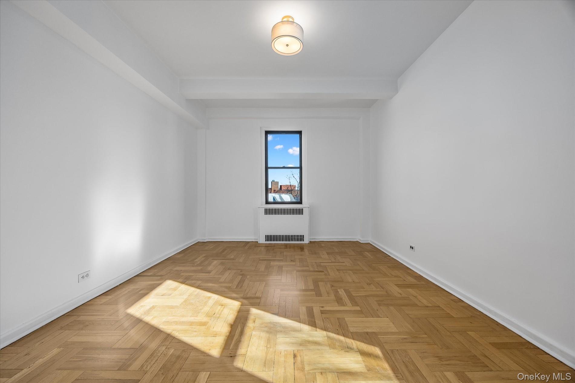 #9 photo, 72 Park Terrace West, 北曼哈顿 New York (Manhattan) , NY 10034