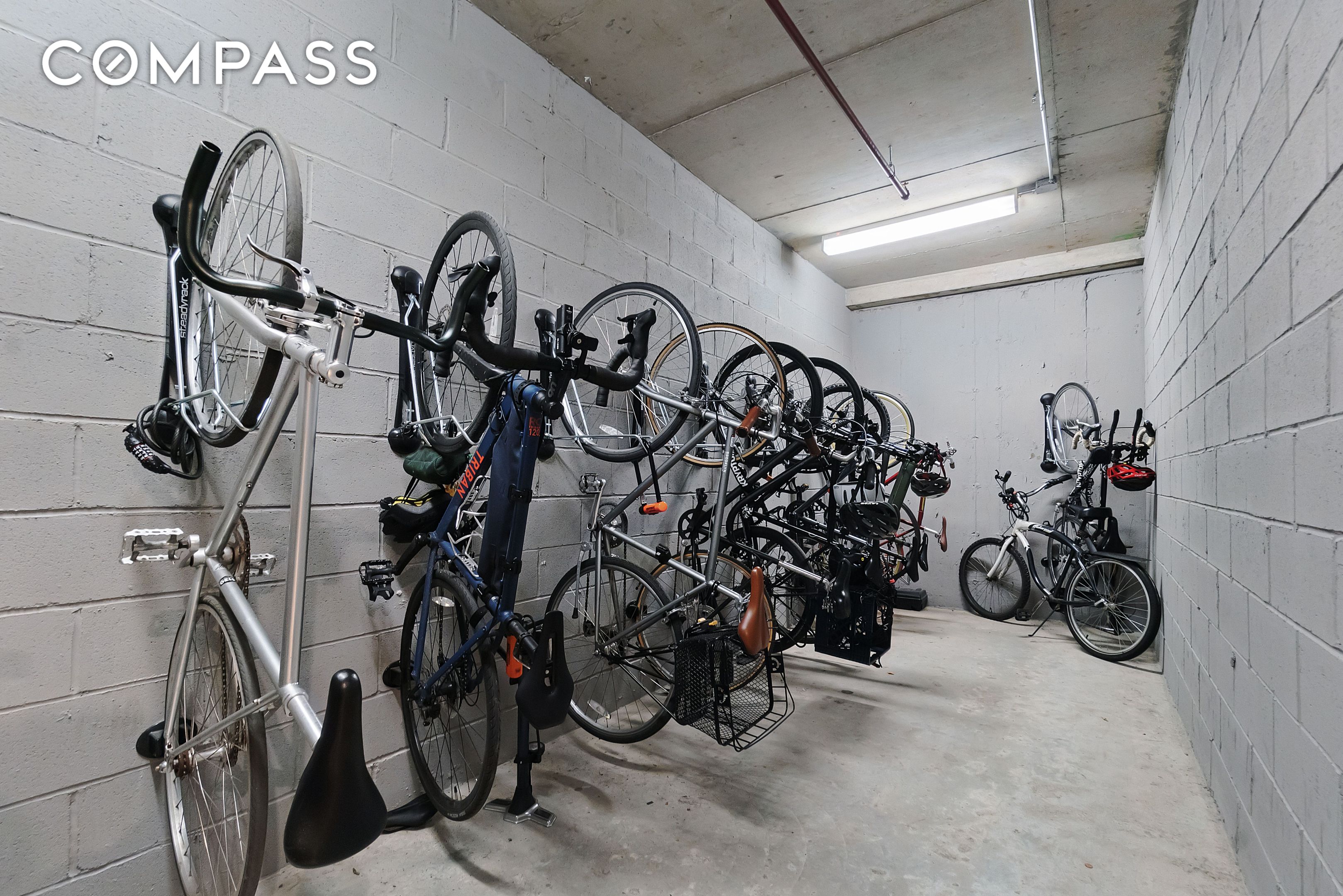 #10 photo, 401 Rutland Road, Wingate , NY 11203