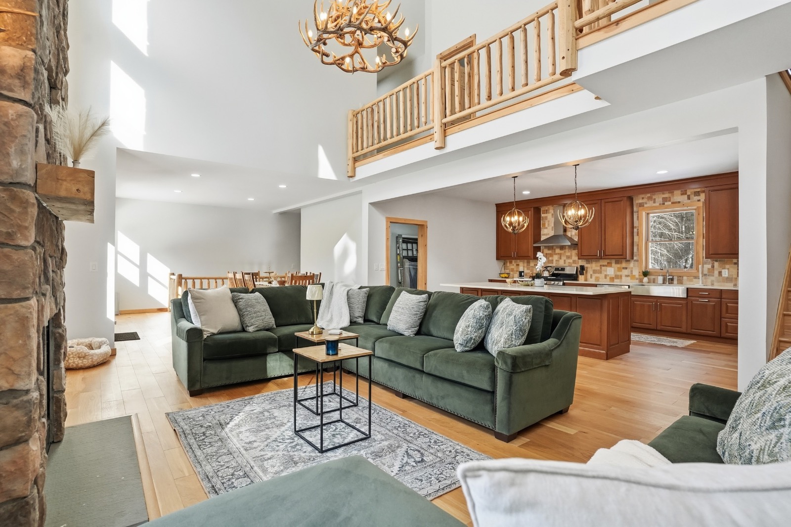 #15 photo, 204 Overlook Dr, Jewett , NY 12442