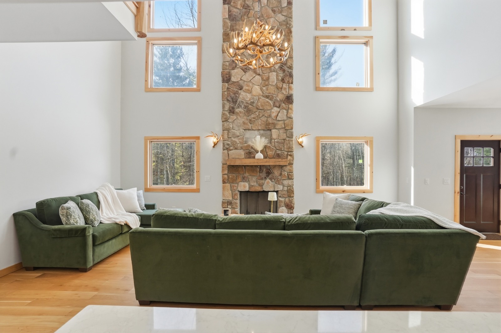 #16 photo, 204 Overlook Dr, Jewett , NY 12442