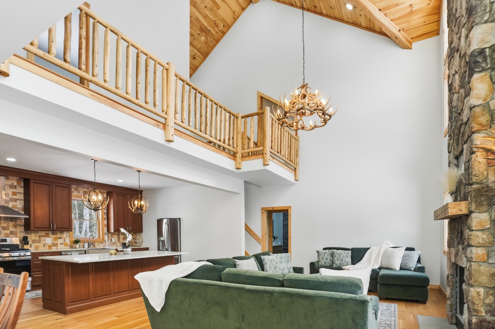 #22 photo, 204 Overlook Dr, Jewett , NY 12442