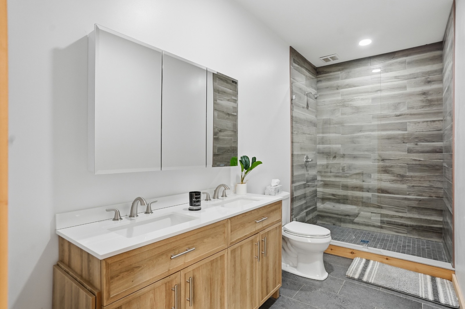 #28 photo, 204 Overlook Dr, Jewett , NY 12442