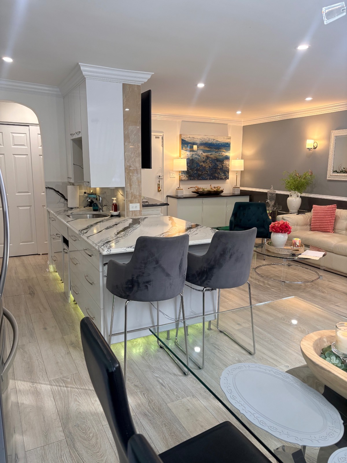 #1 photo, 5425 Valles Ave, Apt 2L, 布朗士 North Riverdale , NY 10471